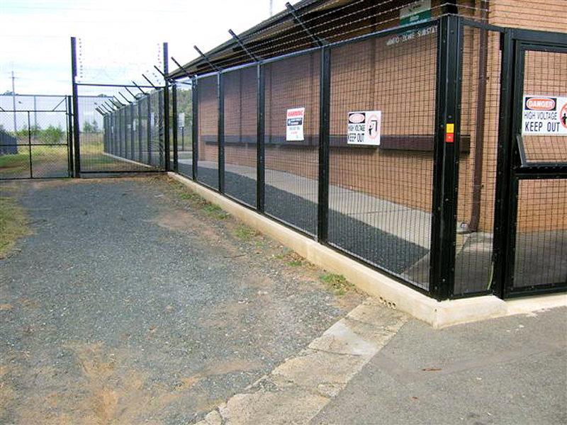 CF 358 High Security Gate and Fencing with Barbed Wire